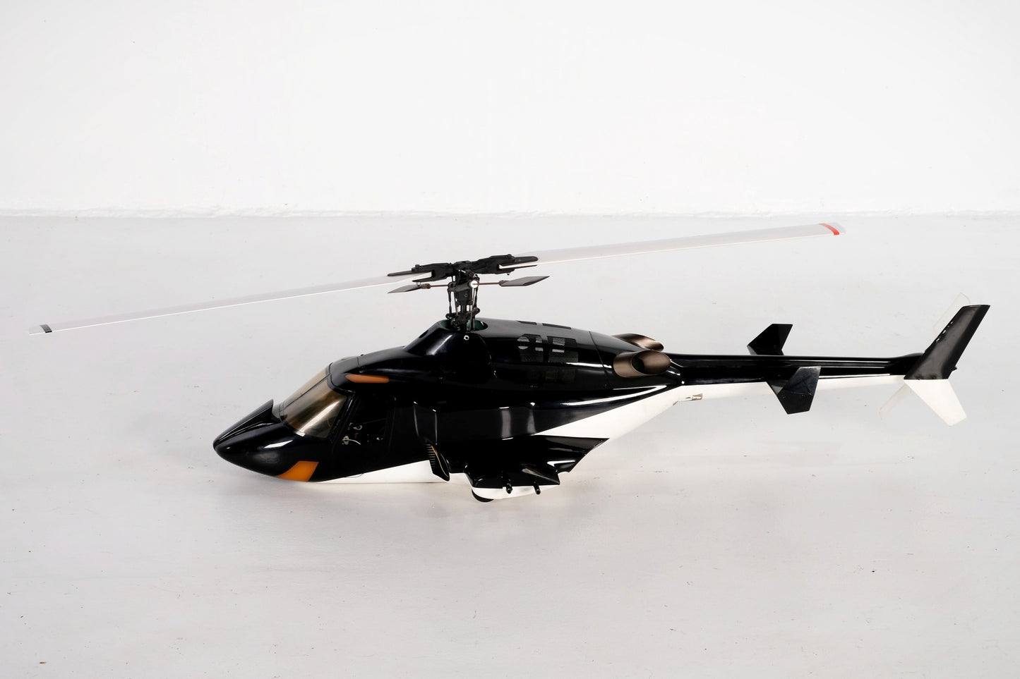 LARGE CARBON FIBERS MECANICAL HELICOPTER