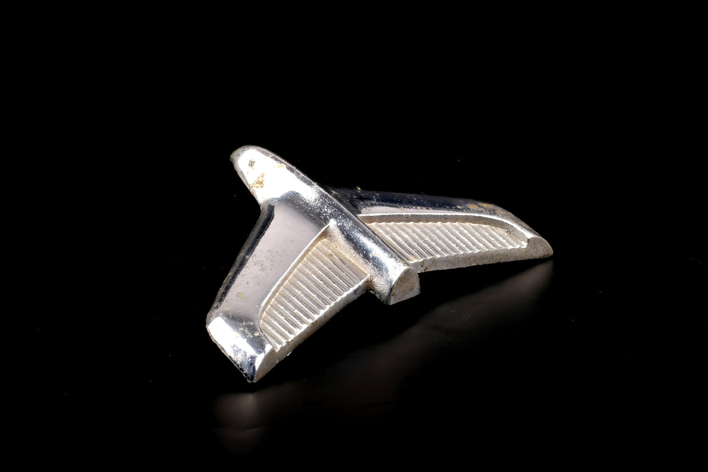 FUTURISTIC  MILITARY PLANE SILVER DECORATIVE PAPER STAND