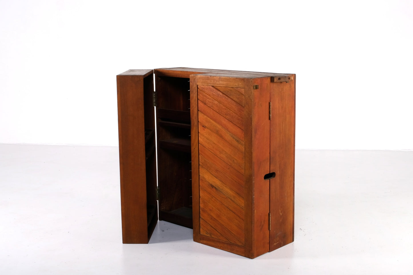 WOODEN WALL MOUNT WINE AND GLASS CABINET