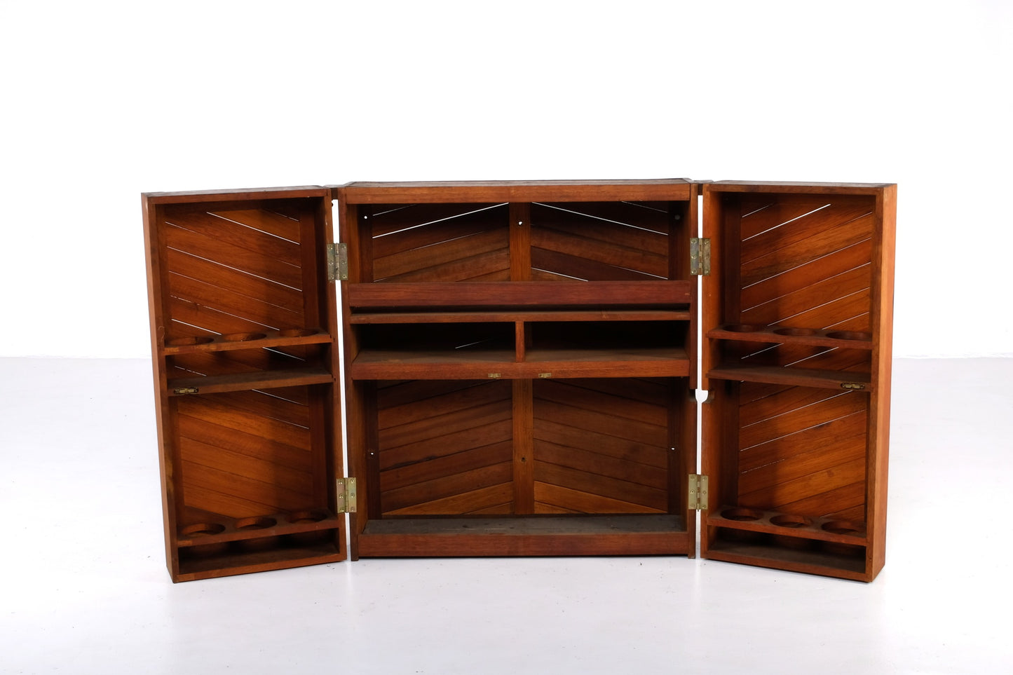 WOODEN WALL MOUNT WINE AND GLASS CABINET