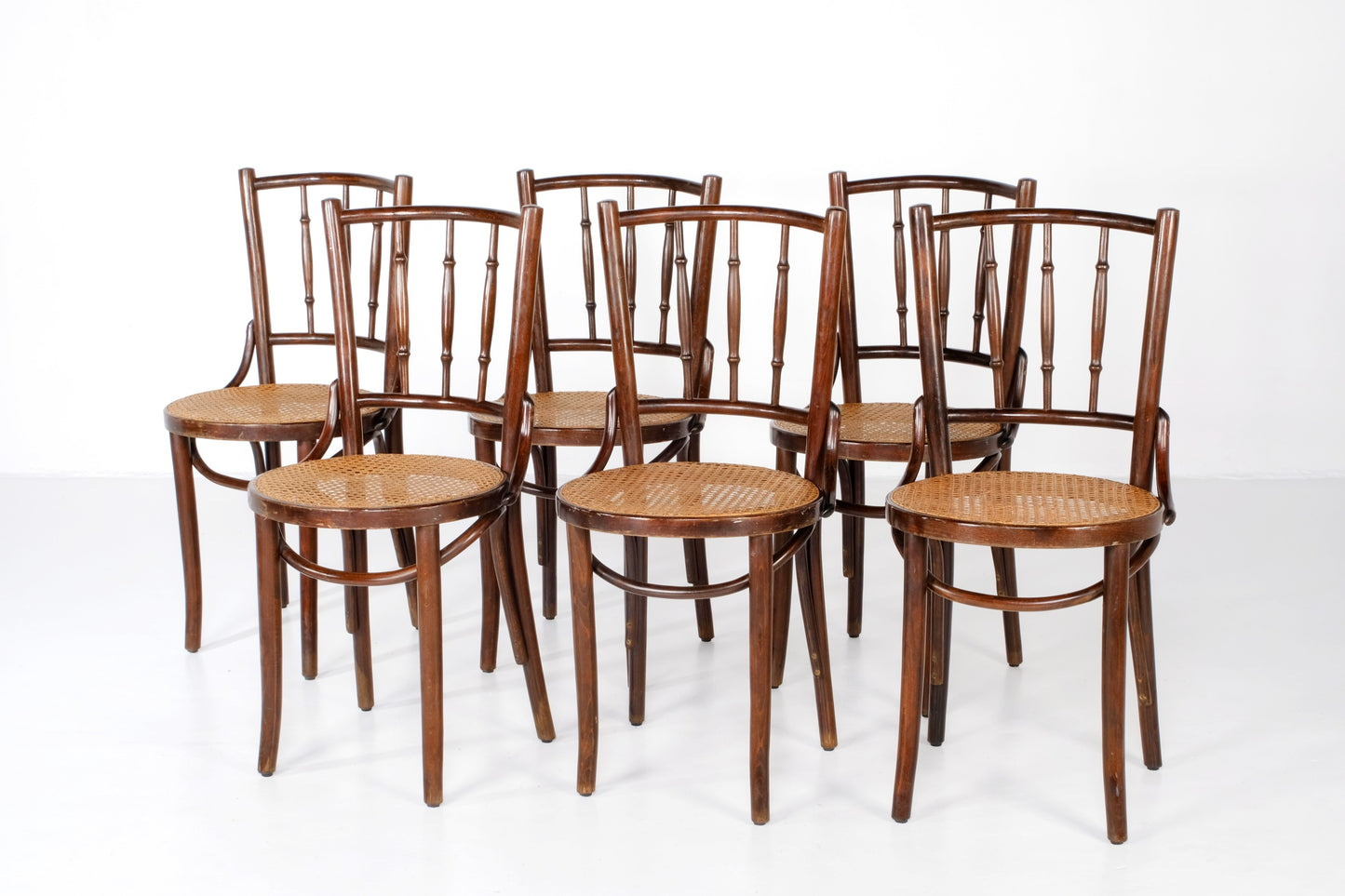 ANTIQUE RATTAN WINDSOR DINING CHAIR