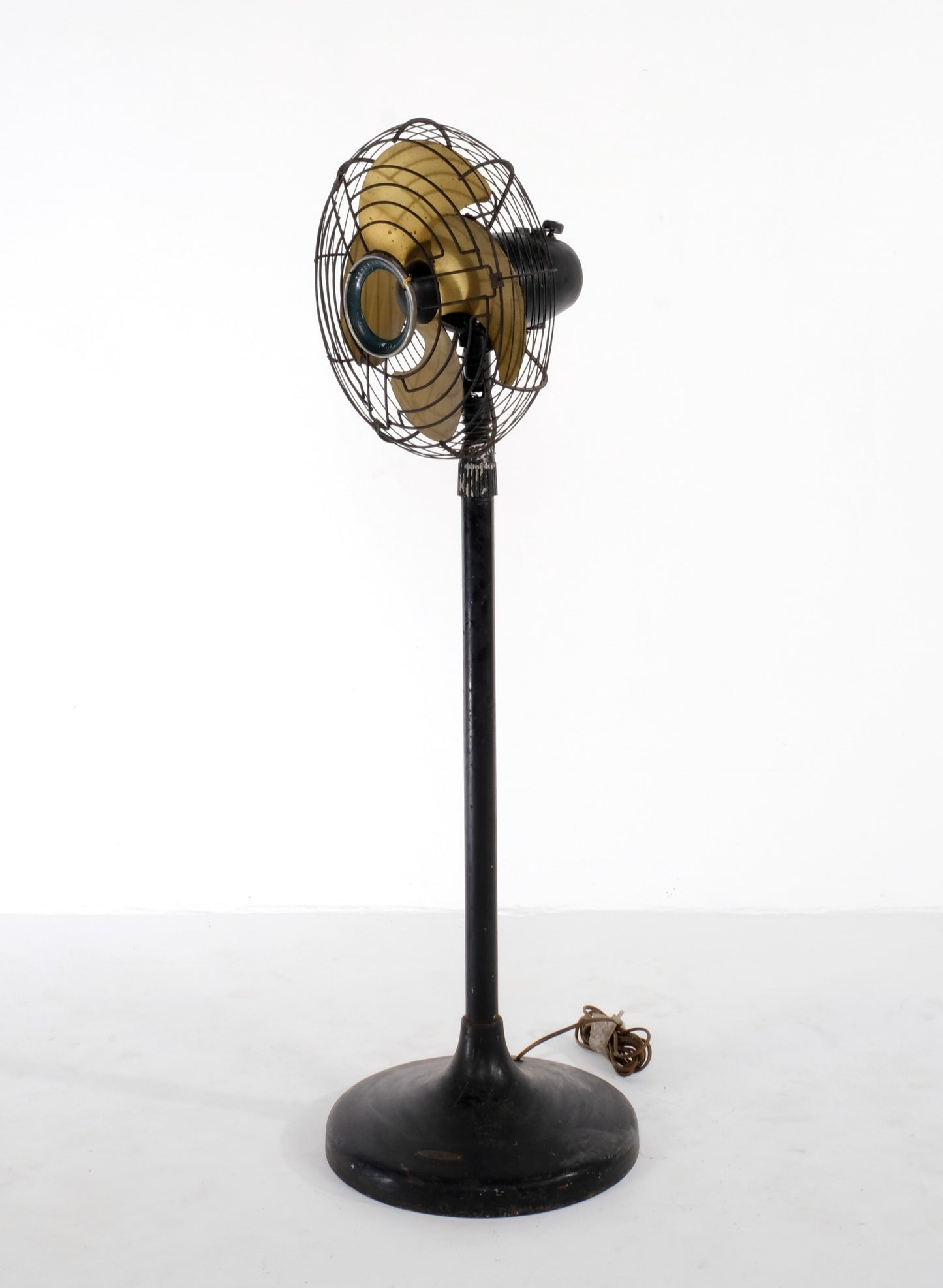 WESTINGHOUSE TATUNG INDUSTRIAL STAND FAN