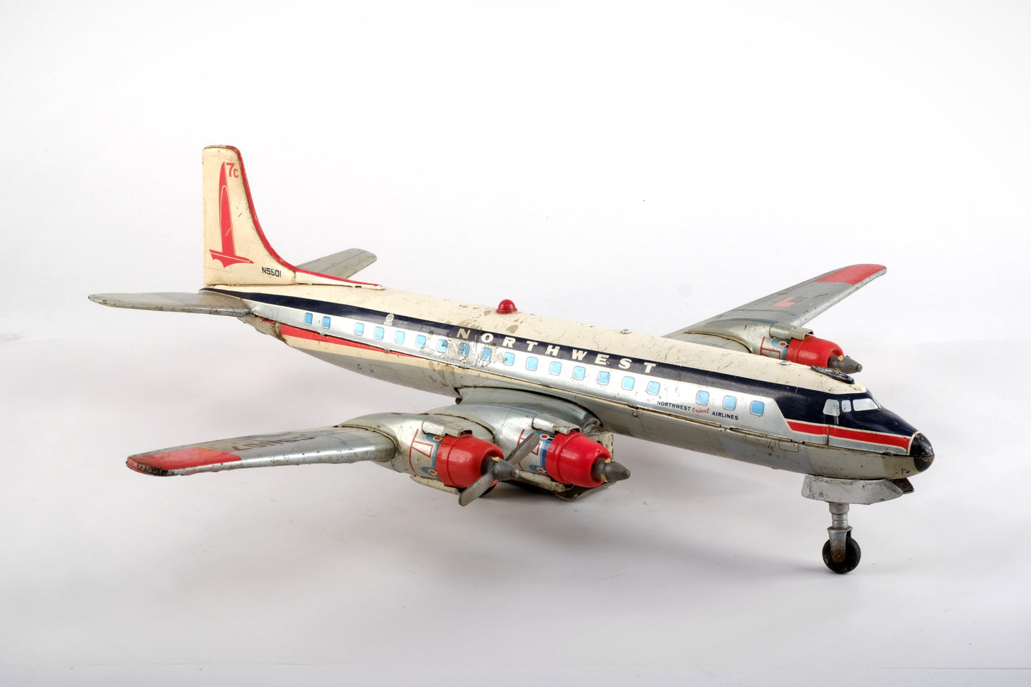 DOUGLAS DC-7C NORTHWEST ORIENT AIRLINES CS1107
