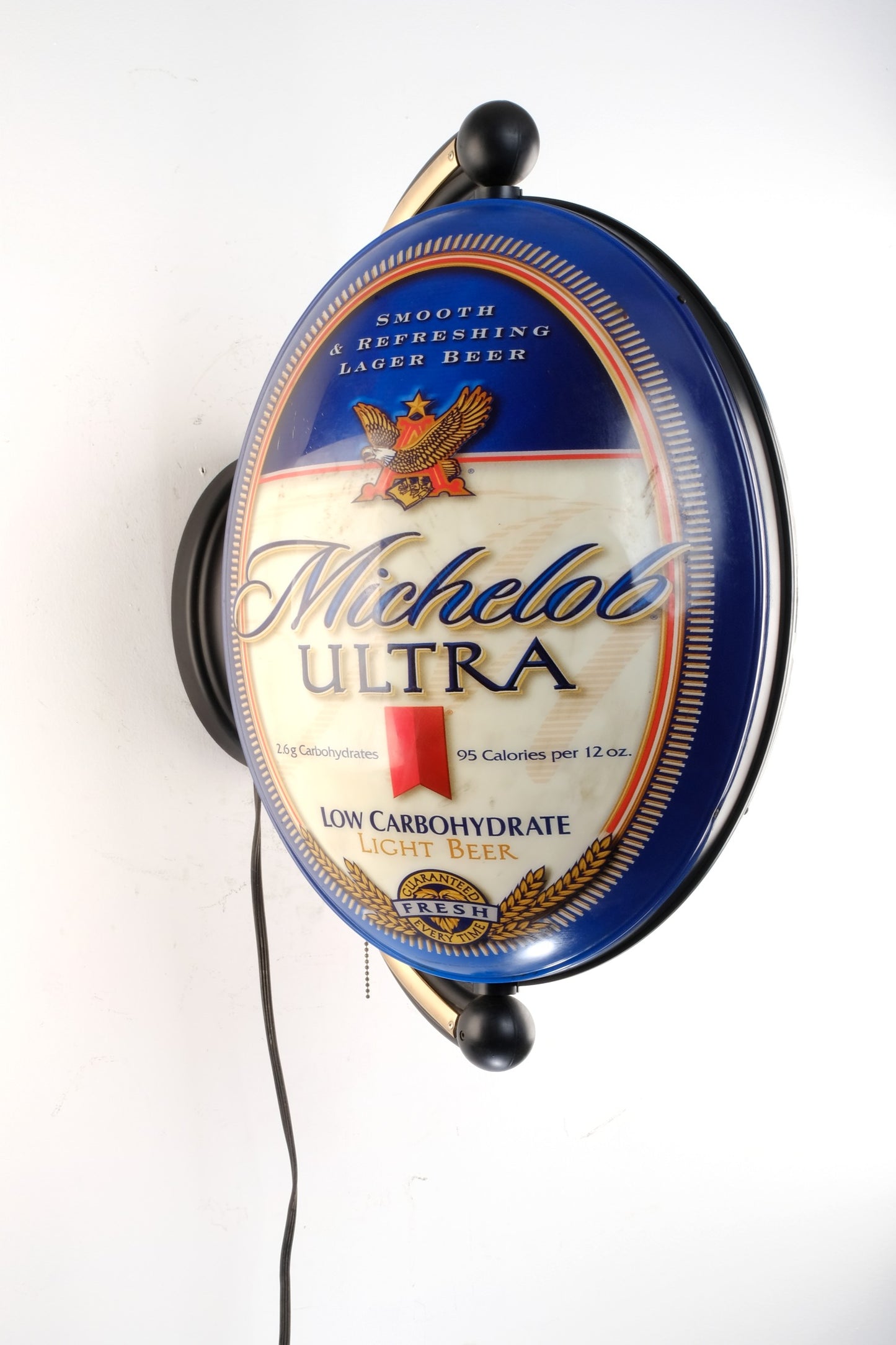 MICHELOB ULTRA LIGHT ELECTRONIC ROTATING BAR WALL LIGHT