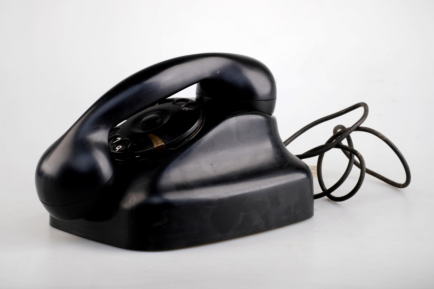 MACHINE AGE ART DECO DESK PHONE