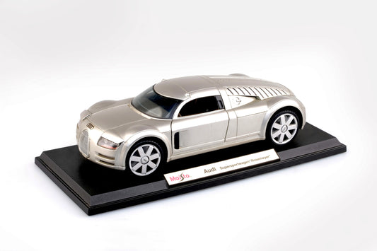 AUDI SUPERSPORTS CAR