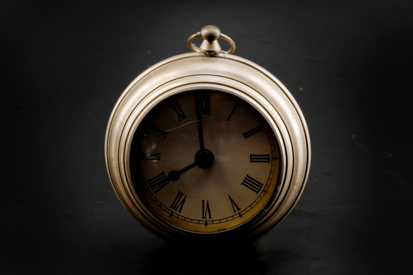 Hand Roman Numeral Clock