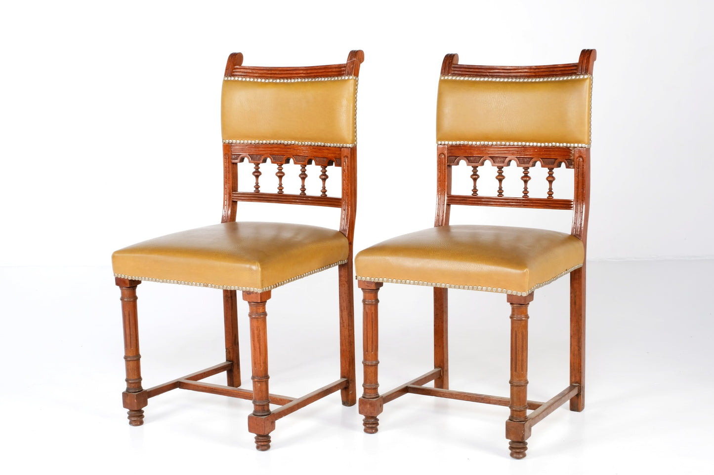 ANTIQUE LEATHER DINING CHAIR