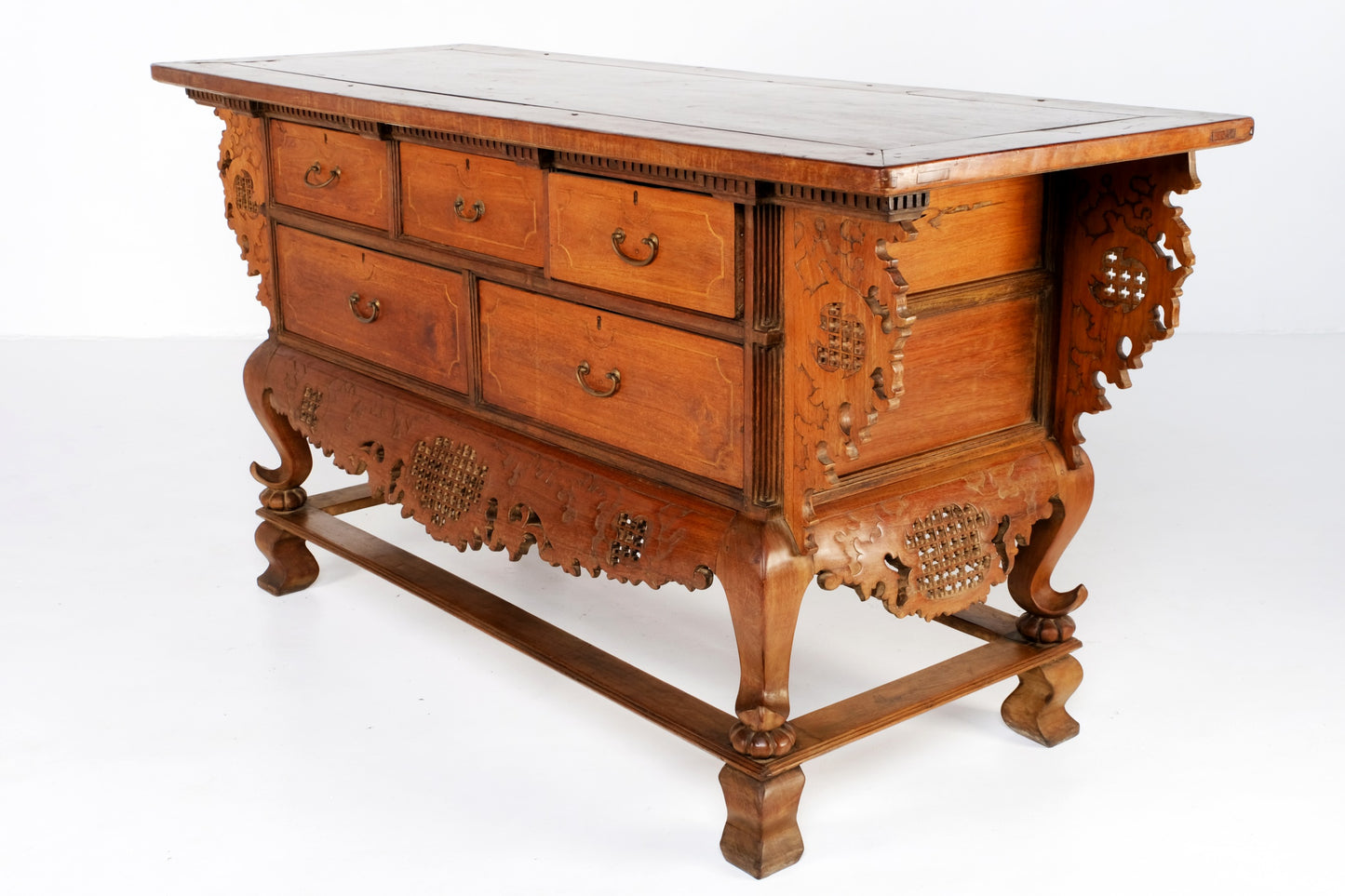 ANTIQUE CHINESE CONSOLE / SIDEBOARD (ALTAR)