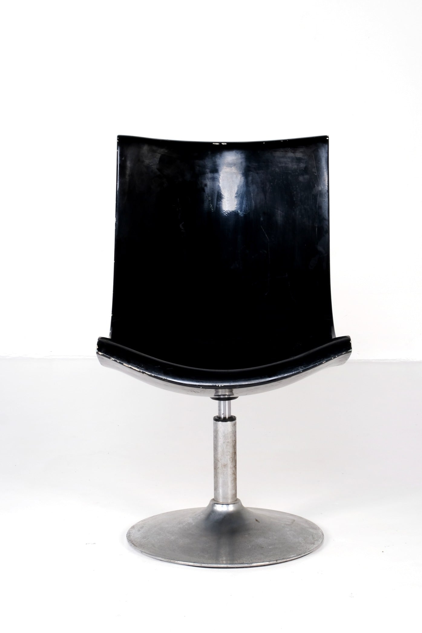 MODERN DESIGN ARMLESS CHAIR WITH FOOT REST