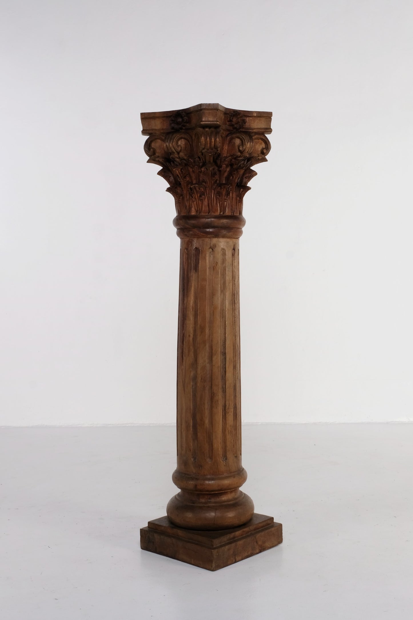 ROMAN CORENTHIANE  COLOMN PEDESTAL