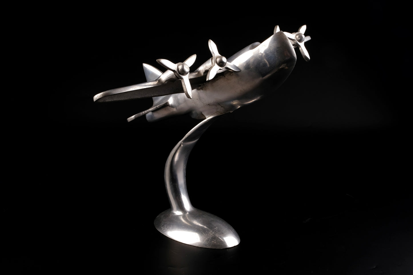 ART DECO POLISHED CAST ALUMINUM MODEL AIRPLANE DECORATIVE