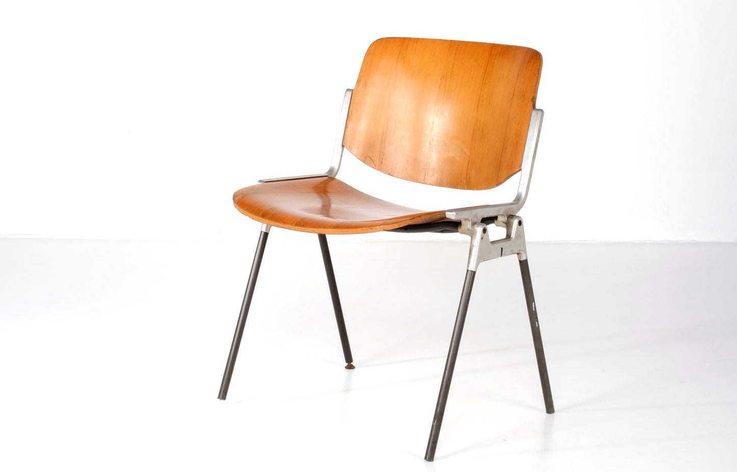VINTAGE IRON CAST STACKING CHAIR BY: JSC CASTELLI