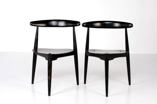 VINTAGE WOODEN ARMLESS COFFEE CHAIRS