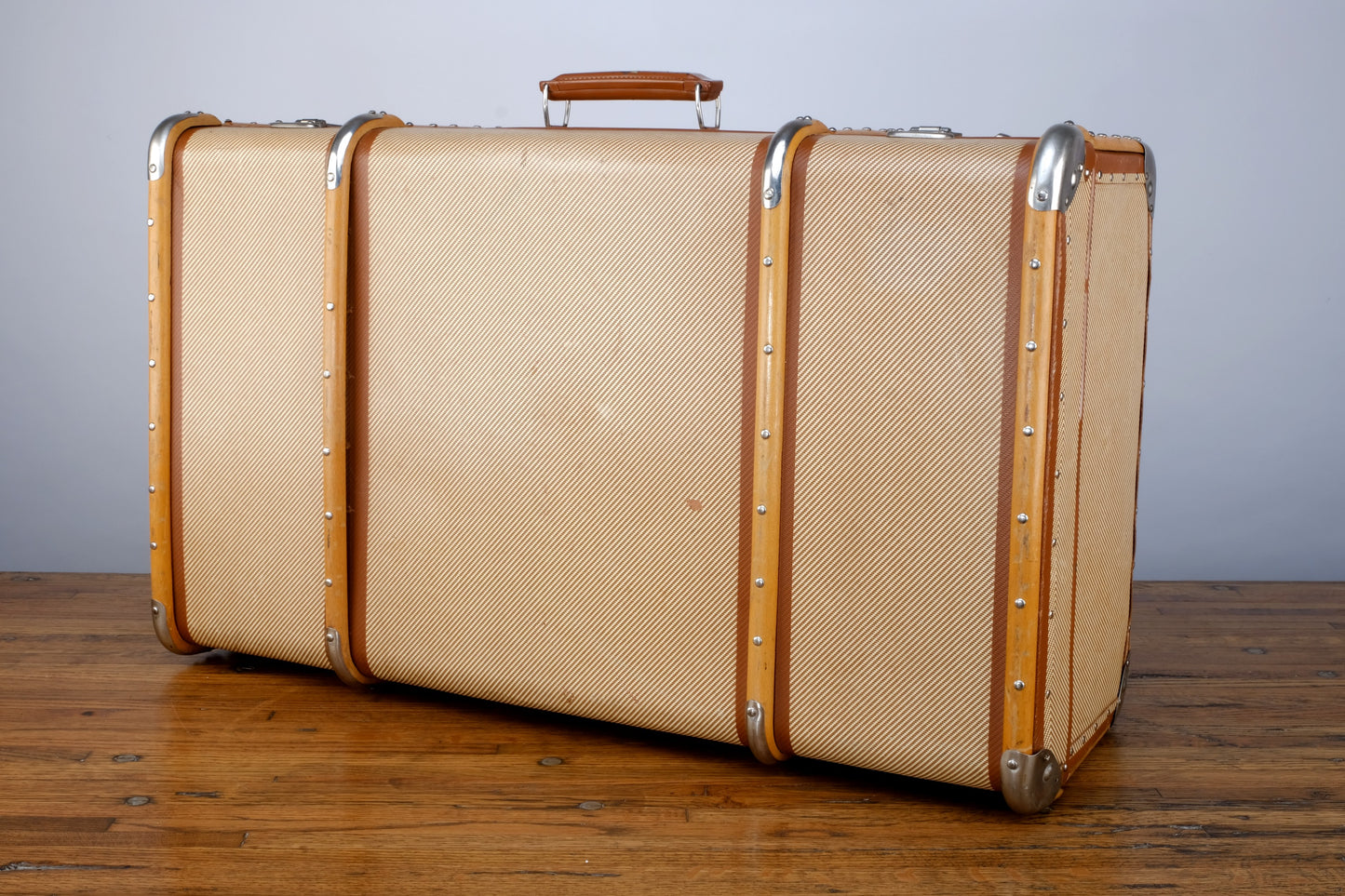 UNKNOWN HARD LUGGAGE