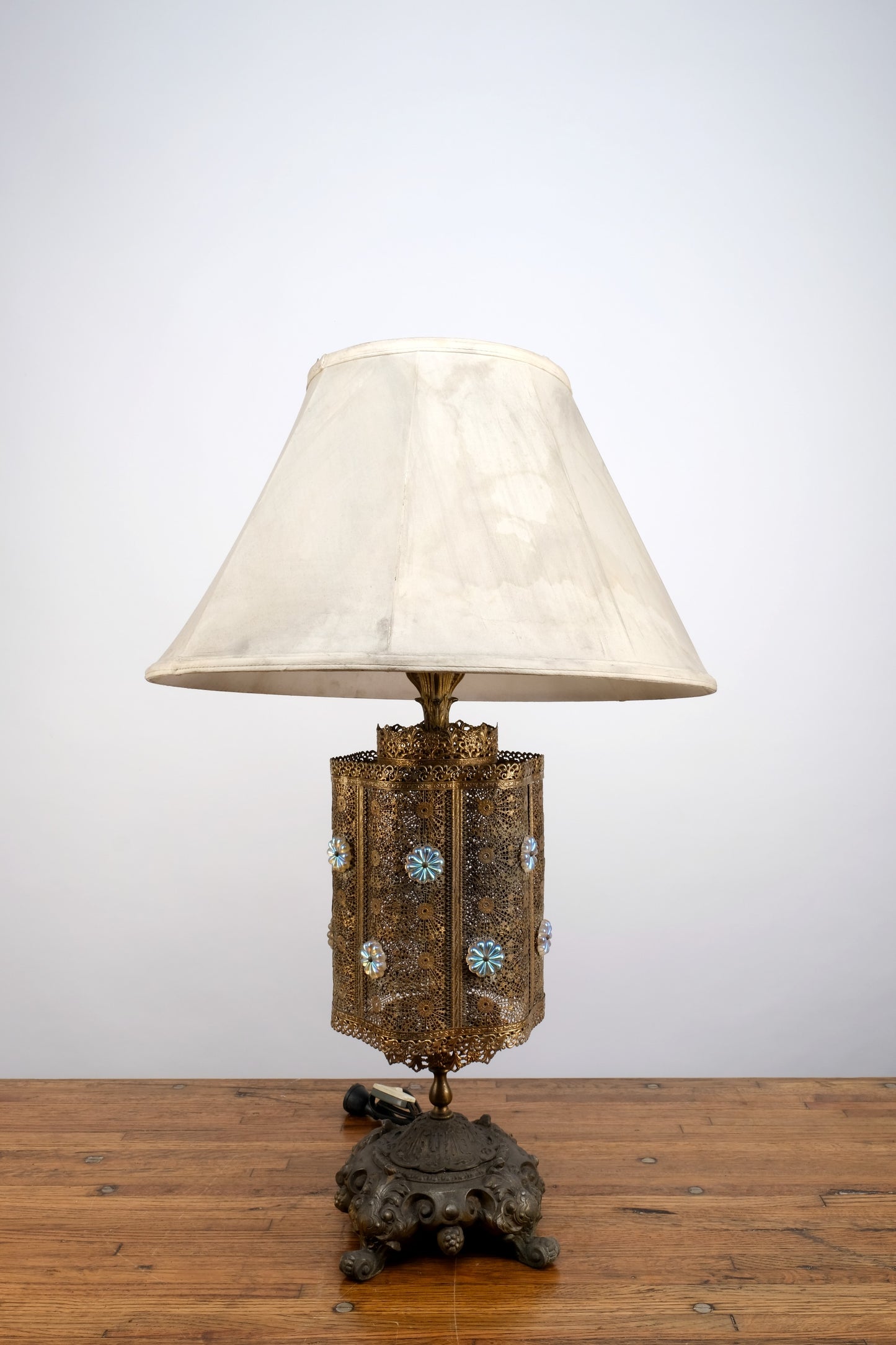 VINTAGE PERSIAN STYLE TABLE LAMPSHADE