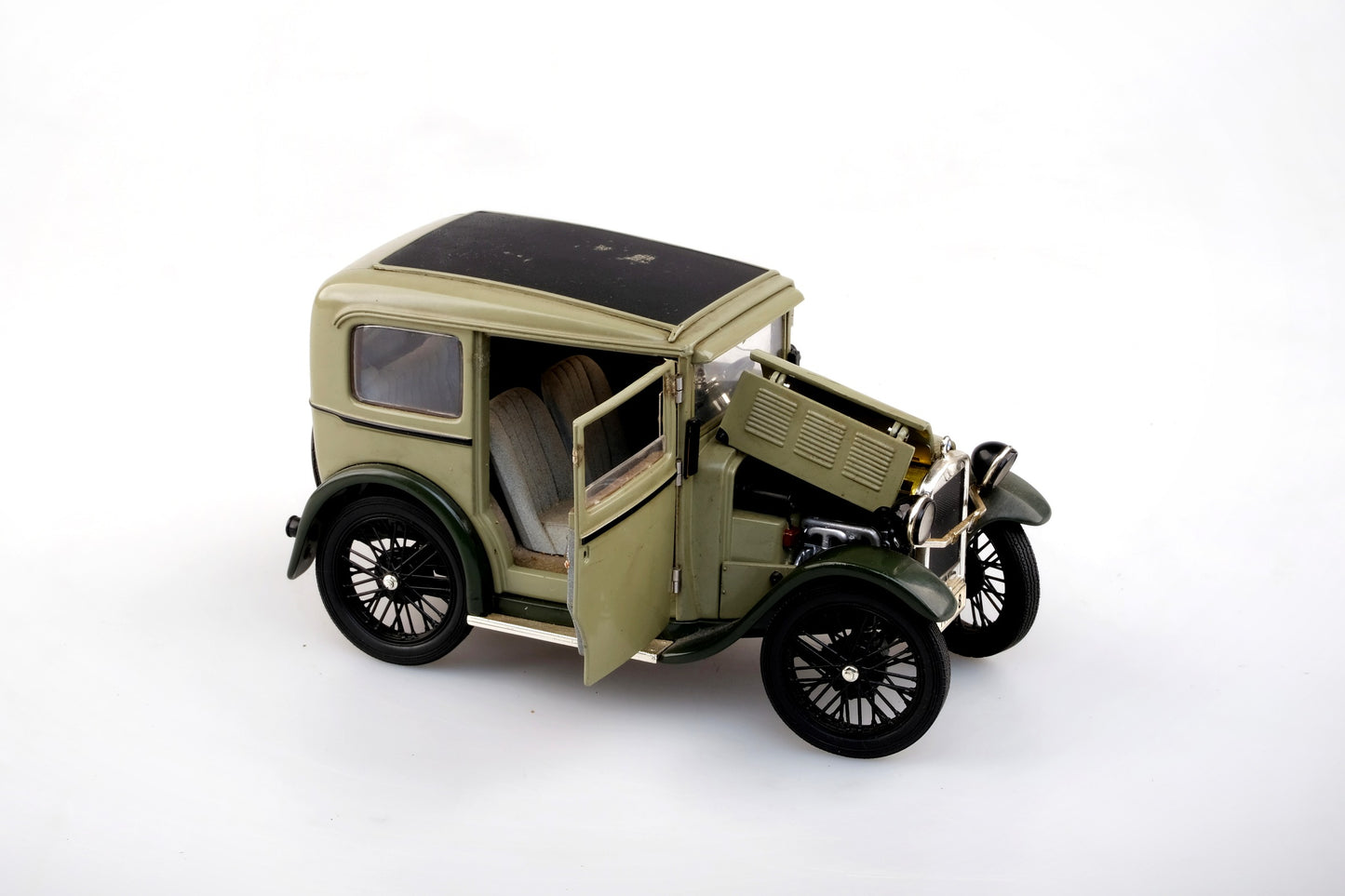 BMW DIXI L. MOSS
