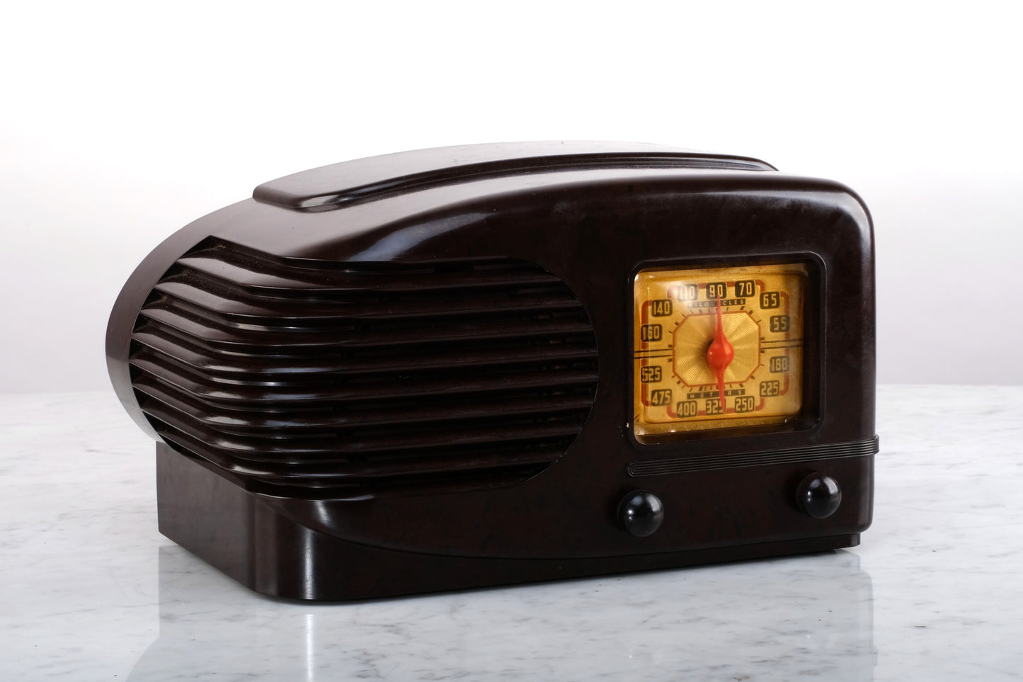 ART DECO AIR CASTLE RADIO