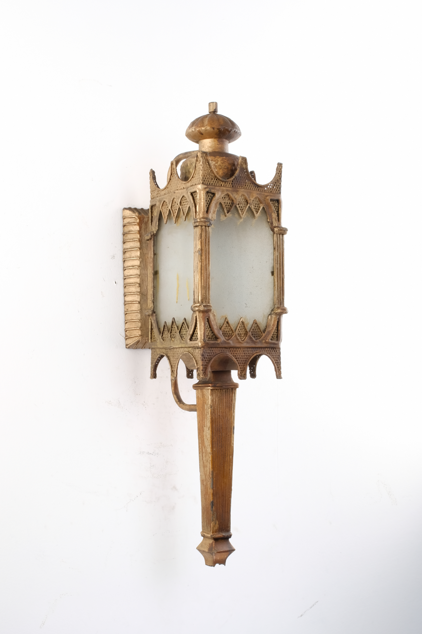BRONZE CHATEAU GOTHIC WALL LAMP