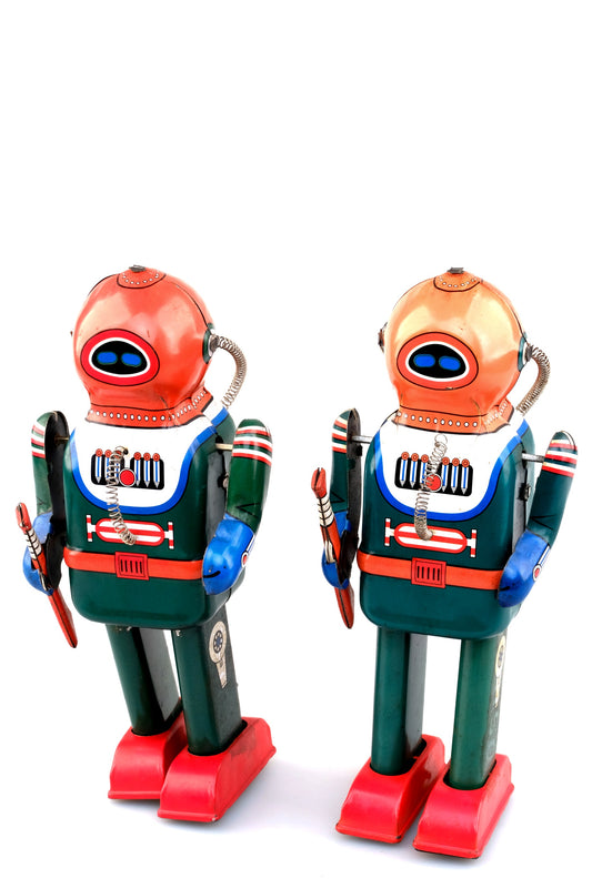 MECHANICAL DEEP SEA AND BENTHIC ROBOT