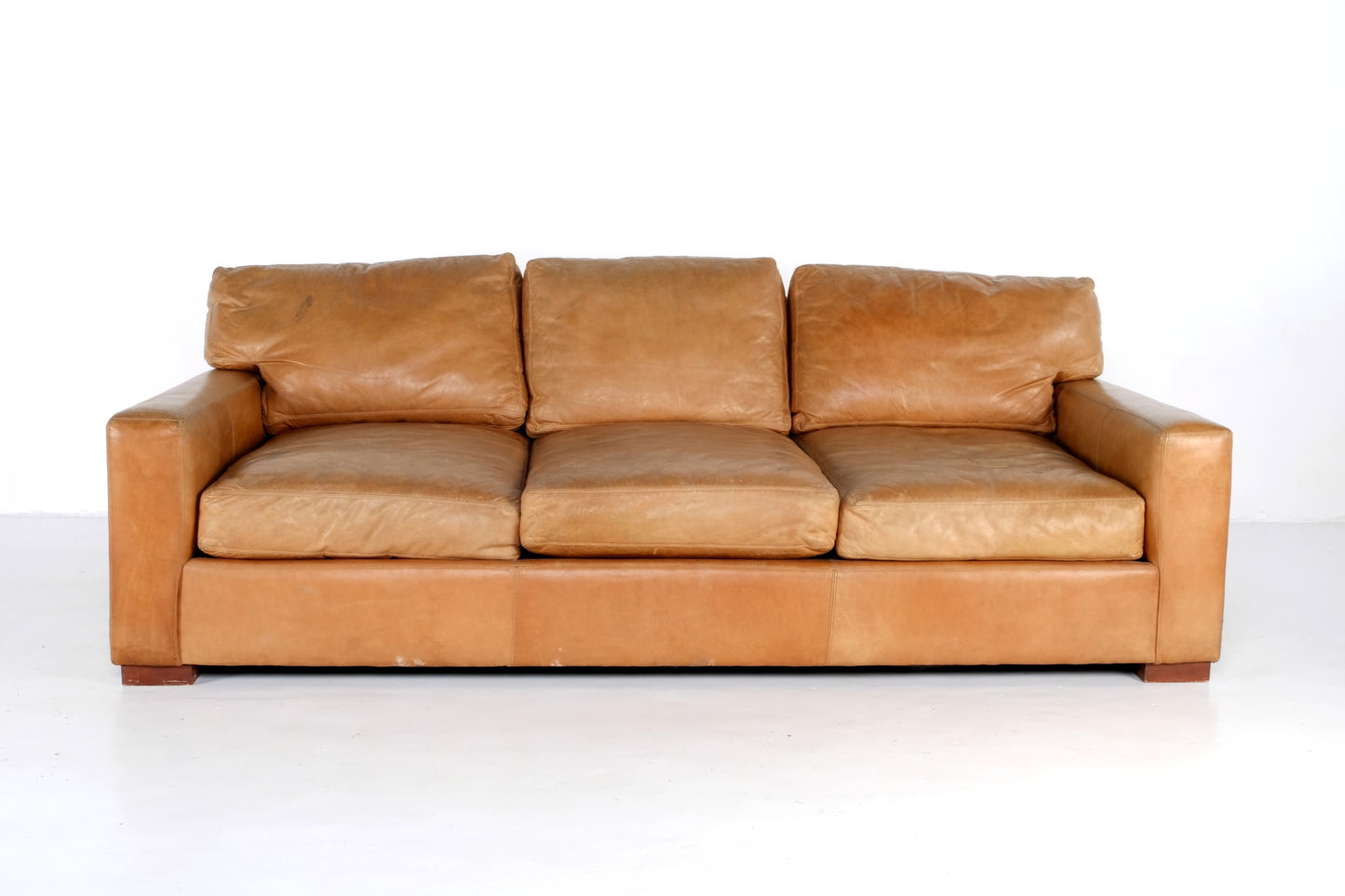CLASSIC CENTER COUCH FROM RESTORATION HARDWARE
