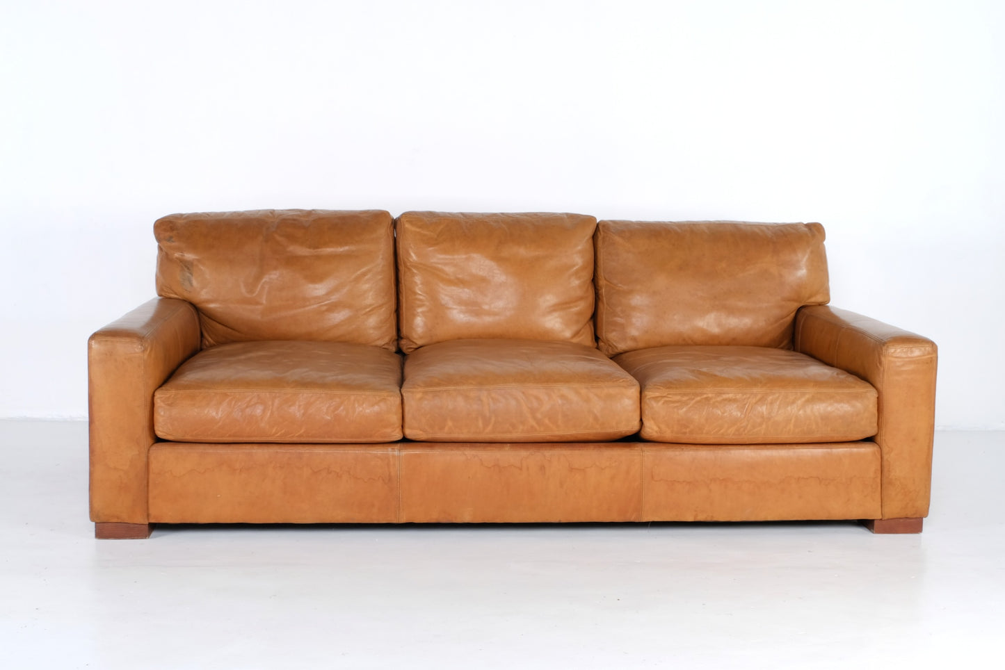 CLASSIC CENTER COUCH FROM RESTORATION HARDWARE