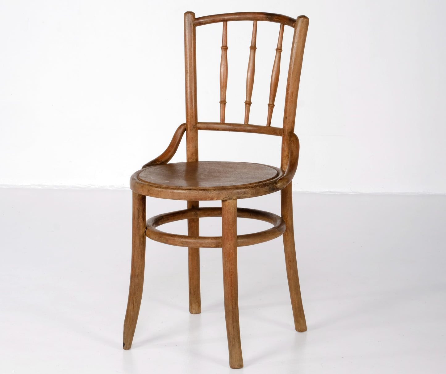ANTIQUE WINDSOR DINING CHAIR