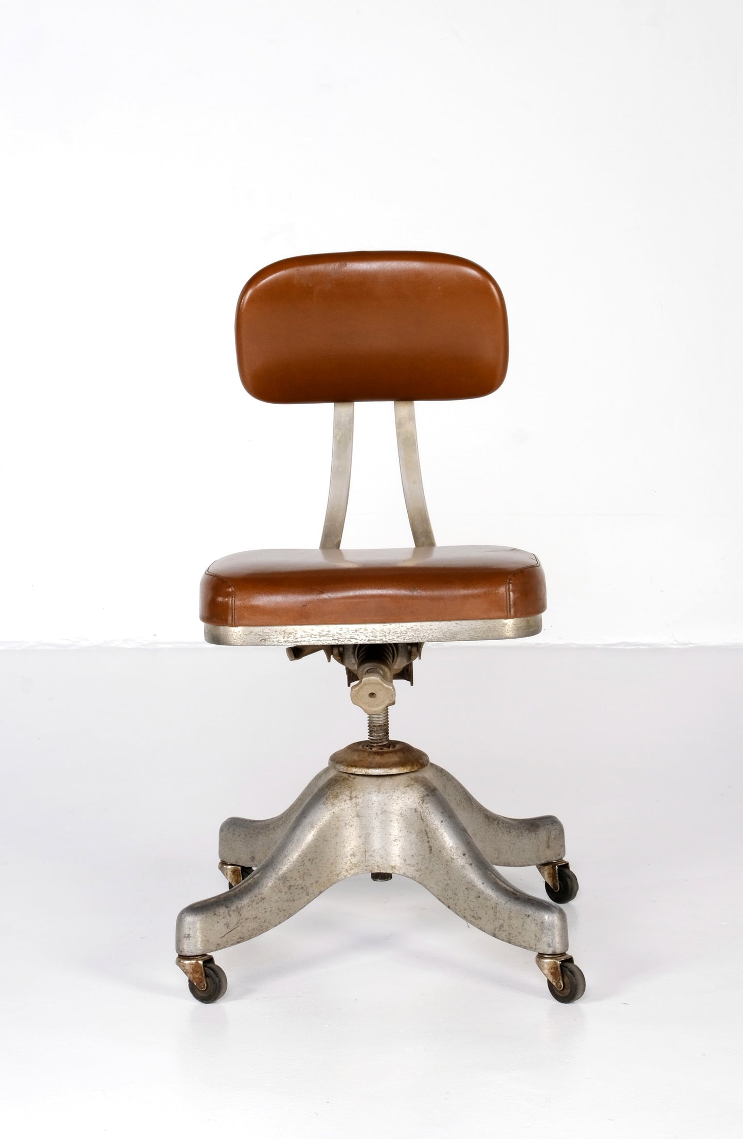 INDUSTRIAL OFFICE SWIVEL ARMLESS CHAIR BY: SHAW WALKER