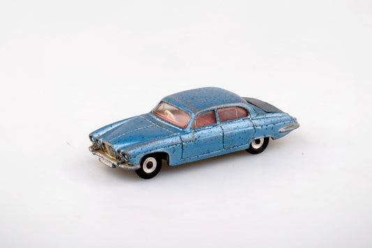 JAGUAR DINKY TOY