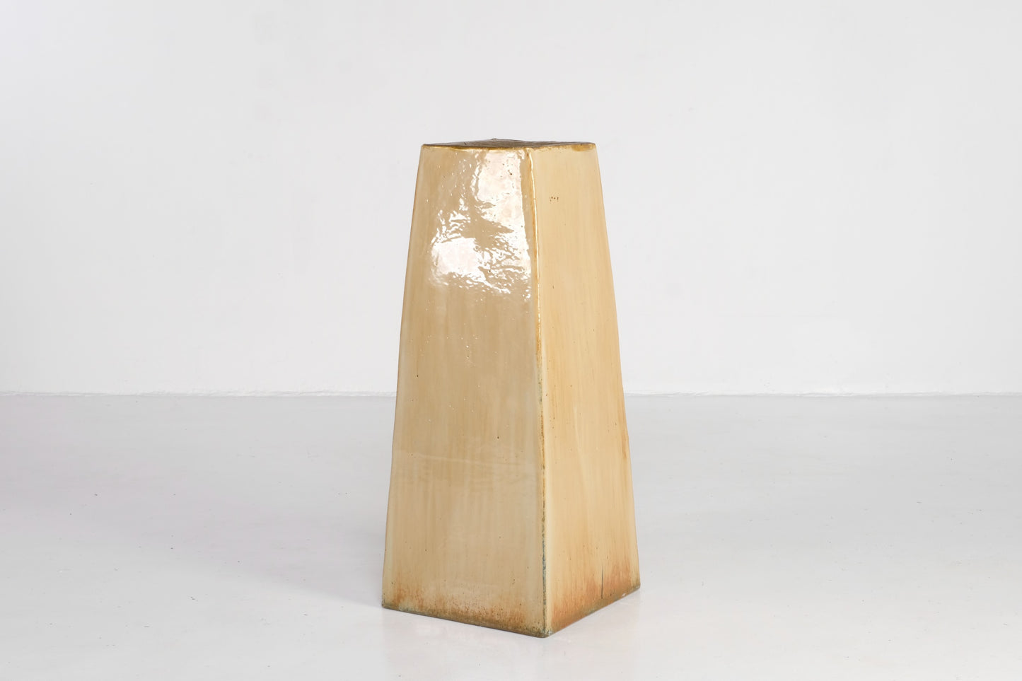 MARBLE STONE PEDESTAL