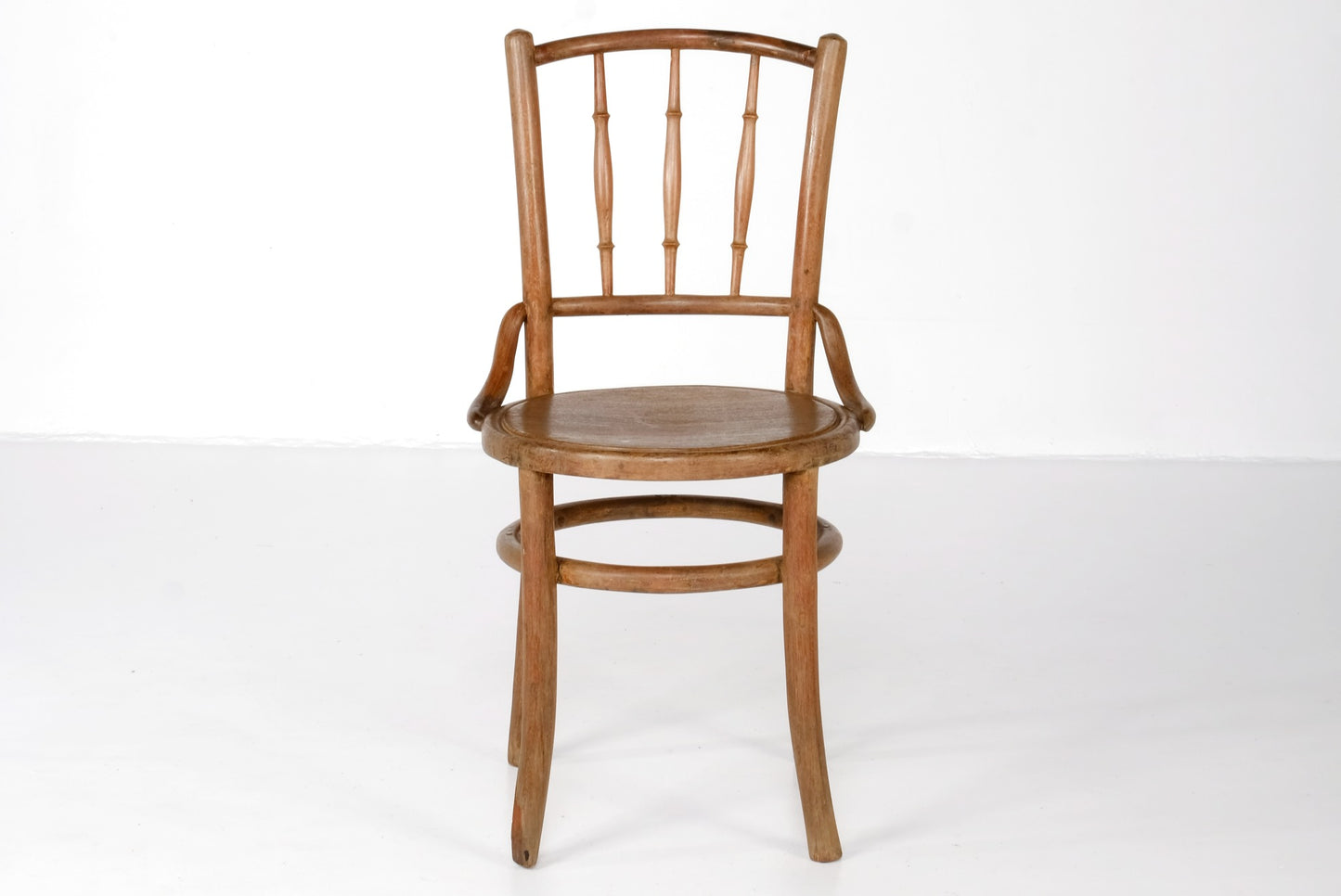 ANTIQUE WINDSOR DINING CHAIR