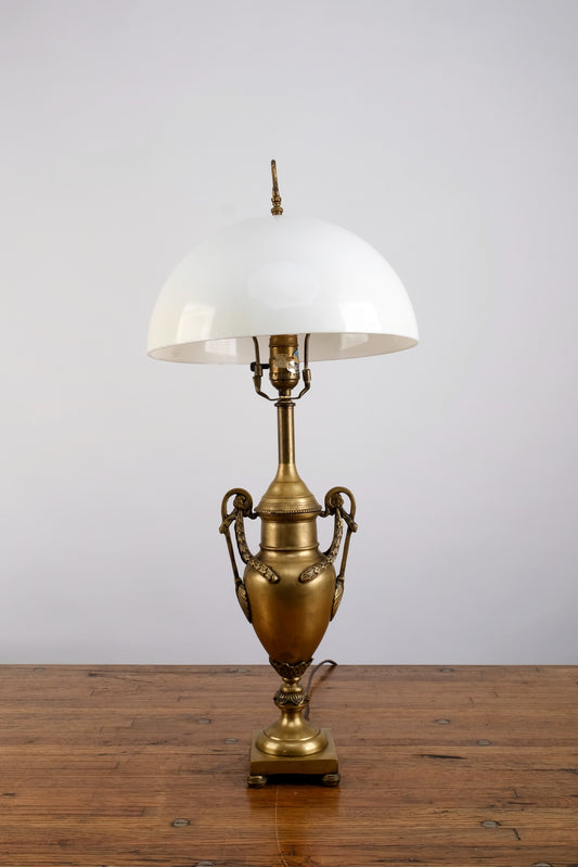 VINTAGE GOLDEN COPPER TROPHY TABLE LAMP