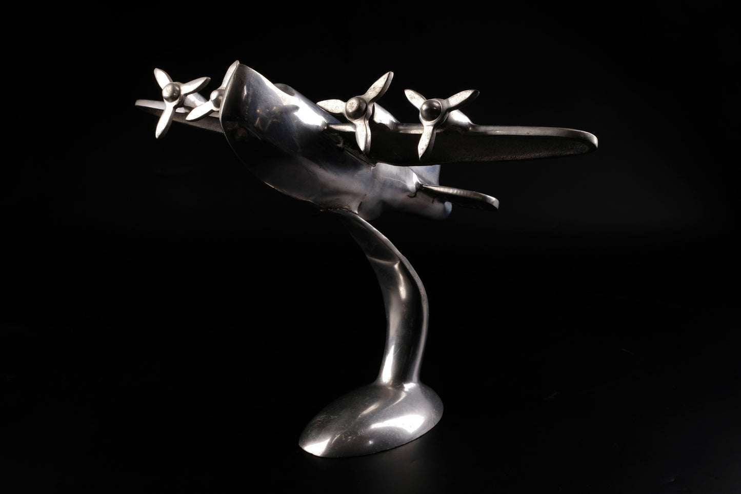 ART DECO POLISHED CAST ALUMINUM MODEL AIRPLANE DECORATIVE