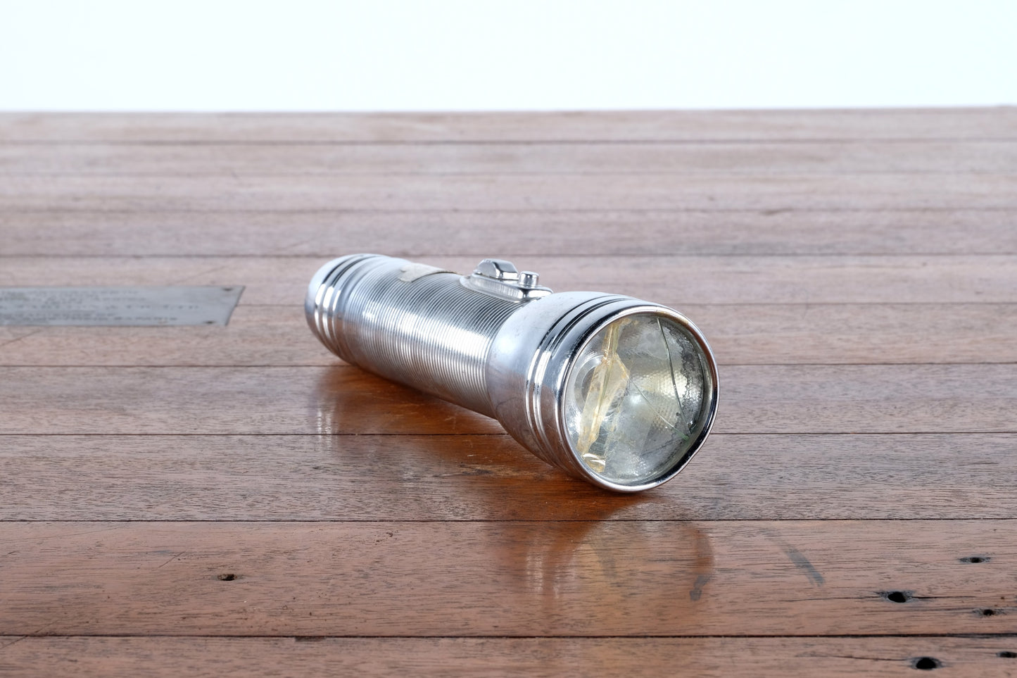 VINTAGE EVEREADY METAL FLASHLIGHT