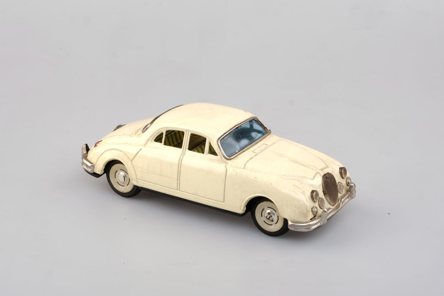 JAGUAR LITHO TIN TOY