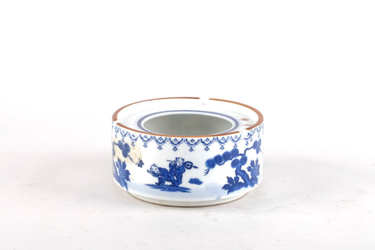 CHINESE BLUED PIPE ASHTRAY