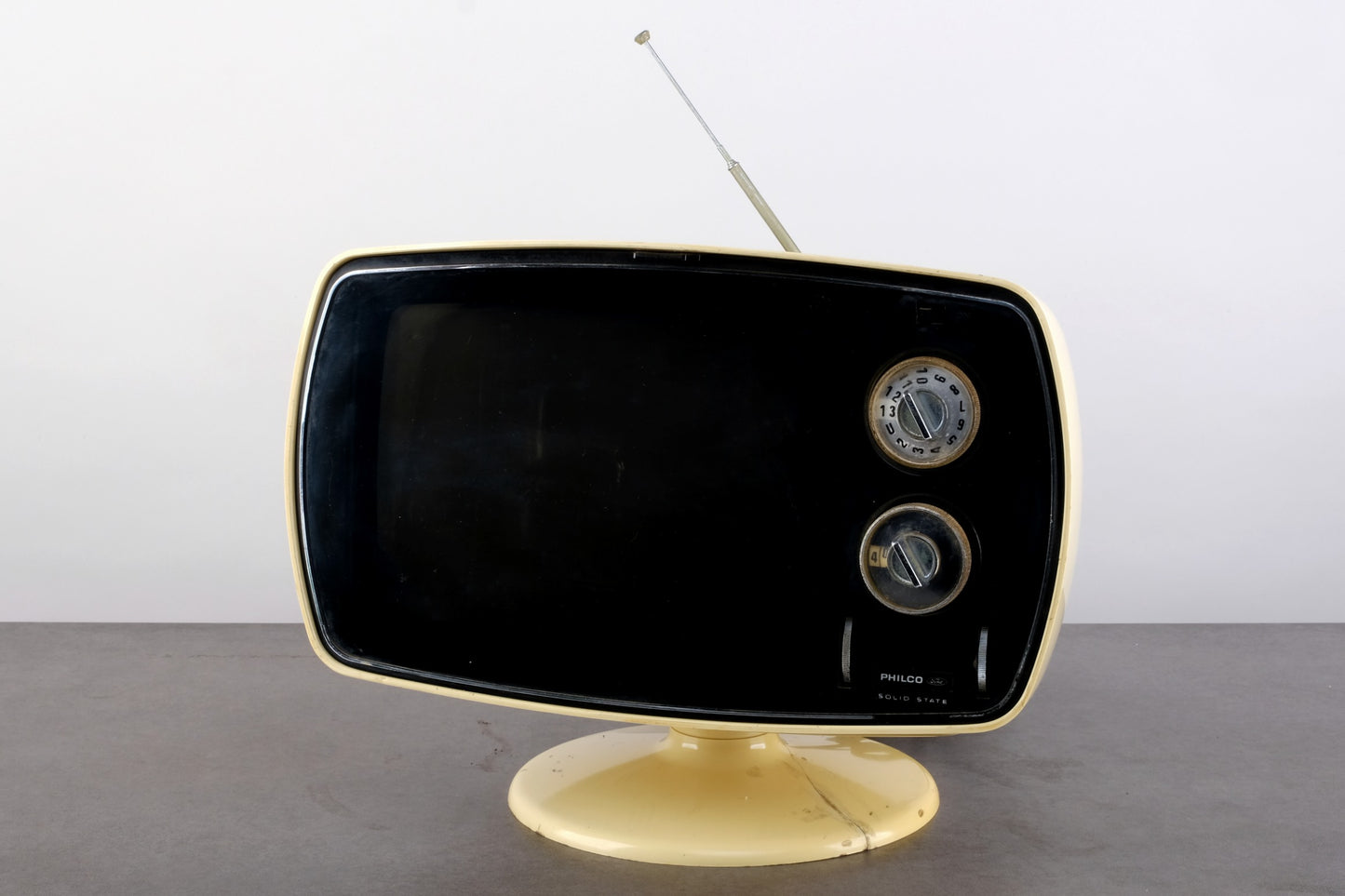 PHILCO FORD
