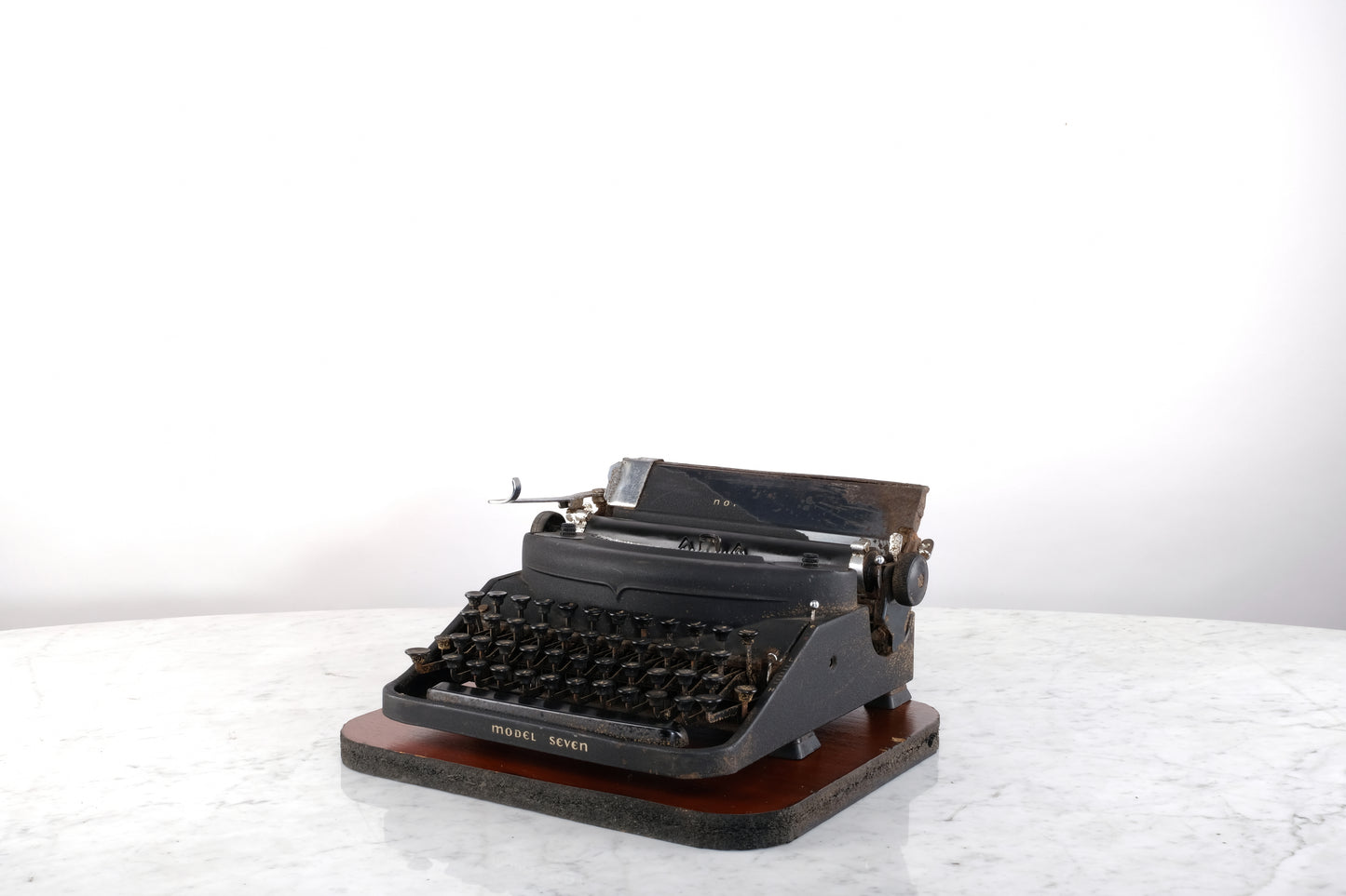 AUTHENTIC REMINGTON MODEL 7 TYPE WRITER