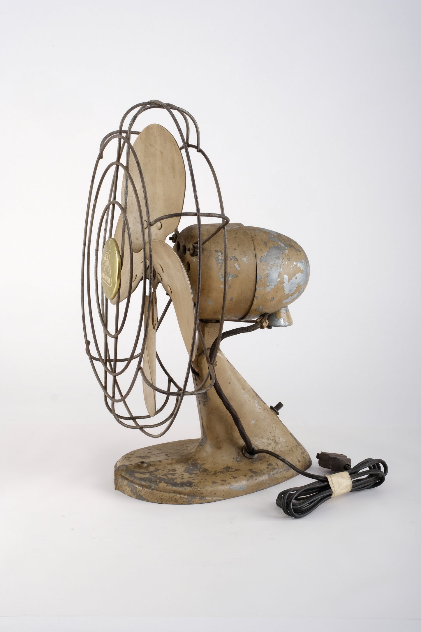 HUNTER ELECTRIC DESK FAN