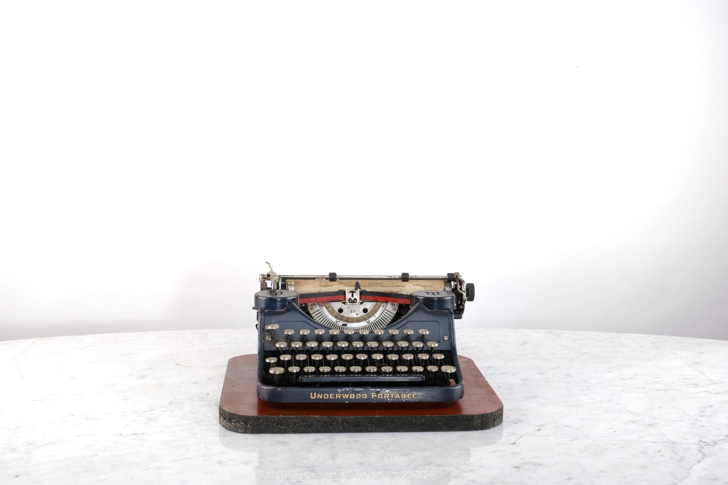 UNDERWOOD PORTABLE TYPEWRITER