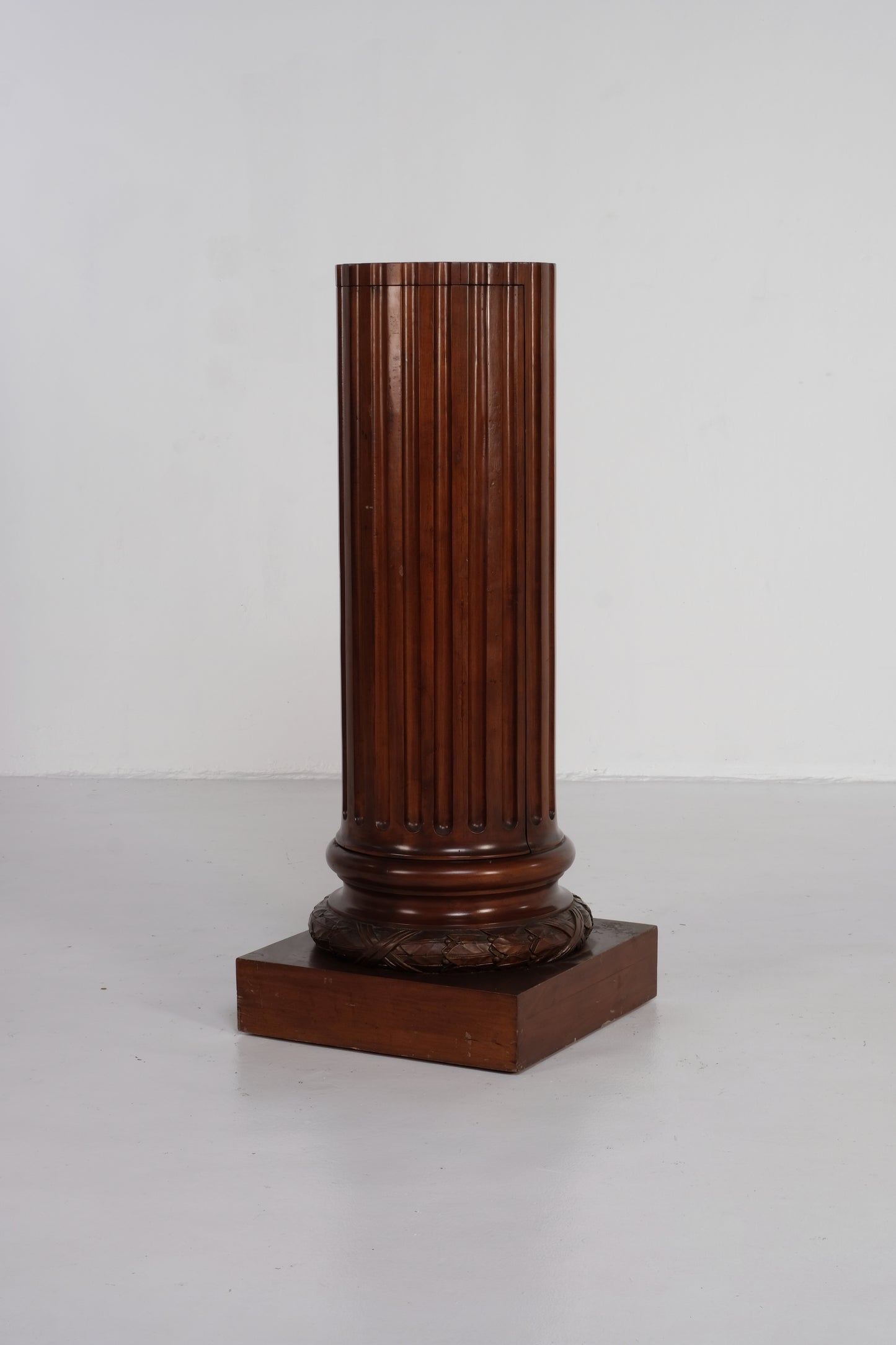 CARVED WOOD  STORAGE  PEDESTRAL